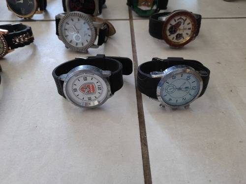 ***START YOUR OWN BUSINESS**FREE FREIGHT**BULK LOT OF 20 WATCHES*BEEN IN STORAGE**SOLD AS PER PICS**