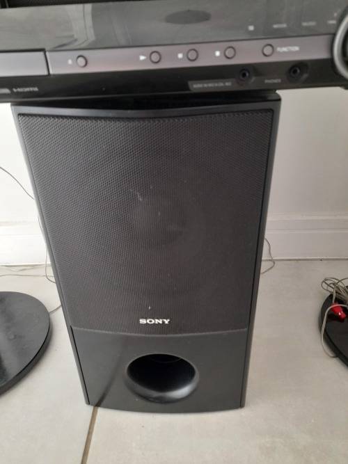 *SECOND HAND SONY HOME CINEMA  SURROUND SOUND SYSTEM 5.1CH, USB, DVD, MP3**TOP QUALITY**