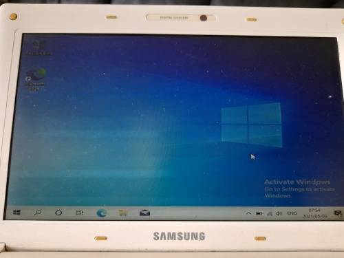 ***CRAZY SPECIAL**TOSHIBA SATELITE LAPTOP AND FREE SAMSUNG N150 NOTEBOOK***