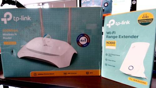***FREE FREIGHT FRIDAY**COMBO DEAL**NEW TP-LINK TL-WR840N WIRELESS ROUTER+NEW RANGE EXTENDER***