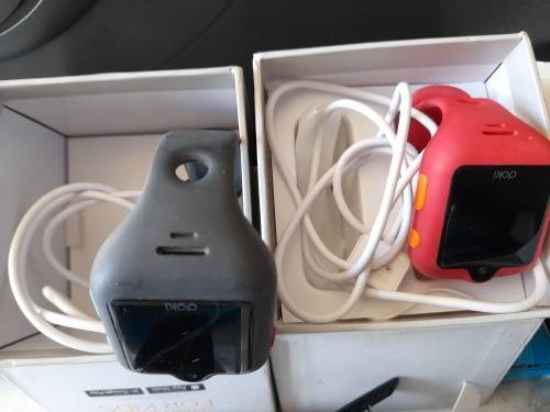 ***SNAP FRI SPECIAL**LIQUIDATION STOCK**BULK LOT OF UNTESTED 3G SMART WATCHES*****