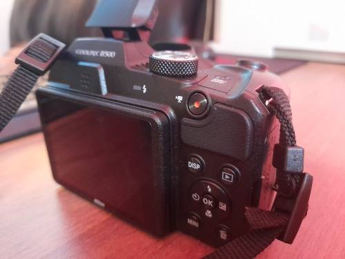 **MONTH END DEAL***DEMO NIKON COOLPIX B500 WITH 16GB CARD, MANUALS ETC IN BOX**R6500****