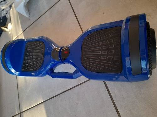 **MONTH END DEAL***6.5 Inch Smart Auto Balance Hoverboard With Bluetooth Speaker in box with charger