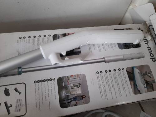 *SPRING SPECIAL**BRAND NEW BLACK+DECKER 1300W 5-in-1 Steam-mop with portable steamer**RETAIL R1000**