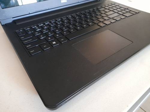 *DELL INSPIRON 15 LAPTOP*LOOKS LIKE NEW WITH CHARGER*POWERS ON ,BLANK SCREEN*