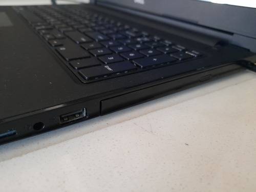 **WOW**i5 DELL INSPIRON 15  *1TB HDD, I5(7TH GEN),4GB RAM WINDOWS 10,EXCELLENT CONDITION*R12000 NEW