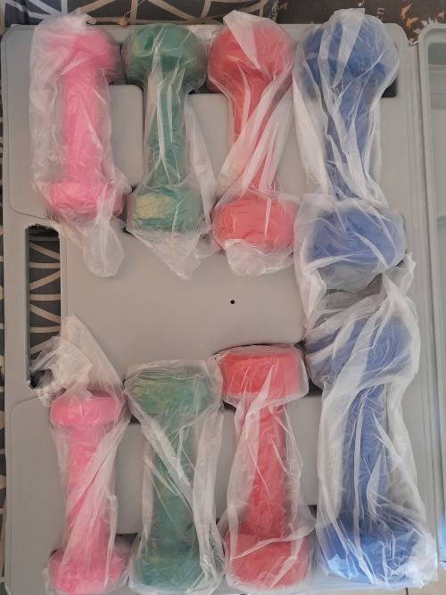 ***GET BACK INTO SHAPE***BRAND NEW WEIGHT SET IN CARRY CASE*