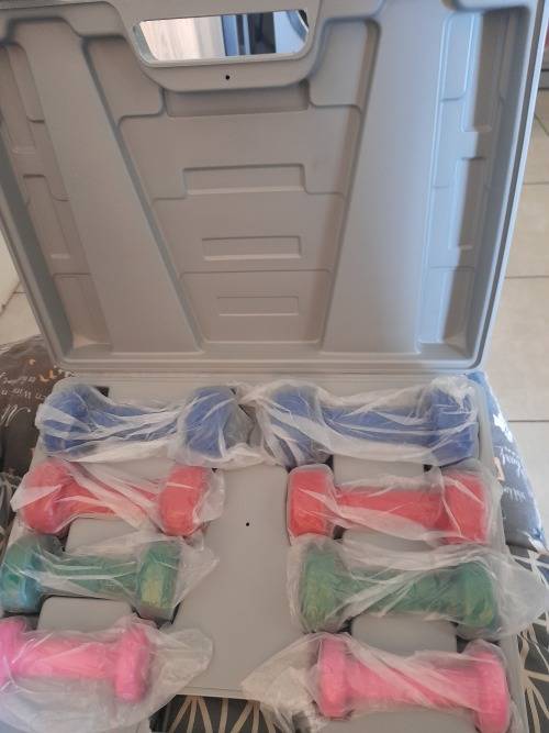 ***GET BACK INTO SHAPE***BRAND NEW WEIGHT SET IN CARRY CASE*