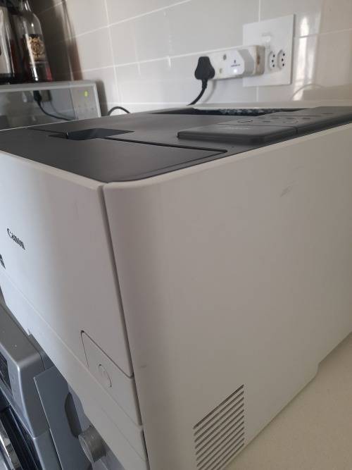 ****CANON I-SENSYS LBP7100CN LAZER COLOUR COMMERCIAL PRINTER WITH NEW TONERS INCL*R7000**