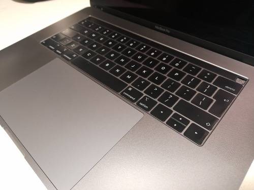 **LIQUIDATION STOCK***APPLE  MACBOOK  A1707**NO CHARGER **SOLD AS IS***