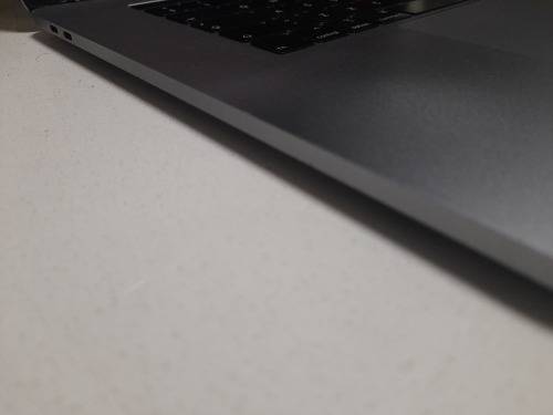 **LIQUIDATION STOCK***APPLE  MACBOOK  A1707**NO CHARGER **SOLD AS IS***