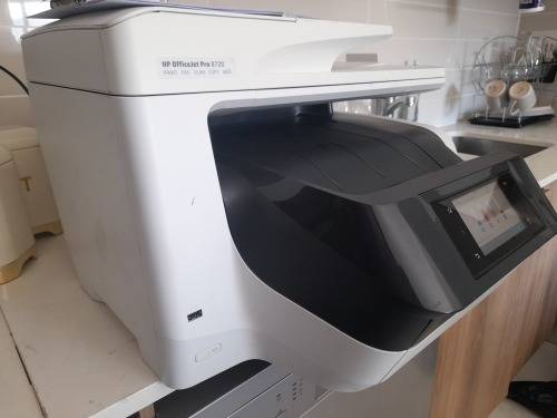 *HP OFFICEJET PRO 8720 ALL-IN-ONE WIFI TOUCH SCREEN PRINTER**OVER R5000 IN STORE**