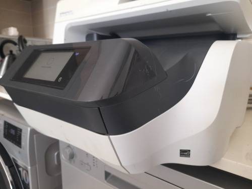 *HP OFFICEJET PRO 8720 ALL-IN-ONE WIFI TOUCH SCREEN PRINTER**OVER R5000 IN STORE**
