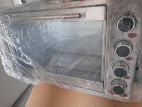 *LIMITED OFFER**BRAND NEW HOMECHOICE 45L ELECTRIC OVEN WITH 3 PLATE TOP IN BOX*R2000 RETAIL*