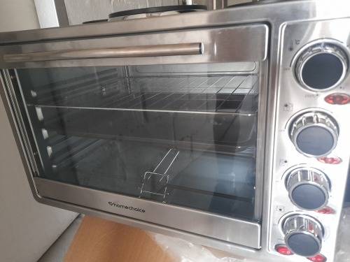 *LIMITED OFFER**BRAND NEW HOMECHOICE 45L ELECTRIC OVEN WITH 3 PLATE TOP IN BOX*R2000 RETAIL*