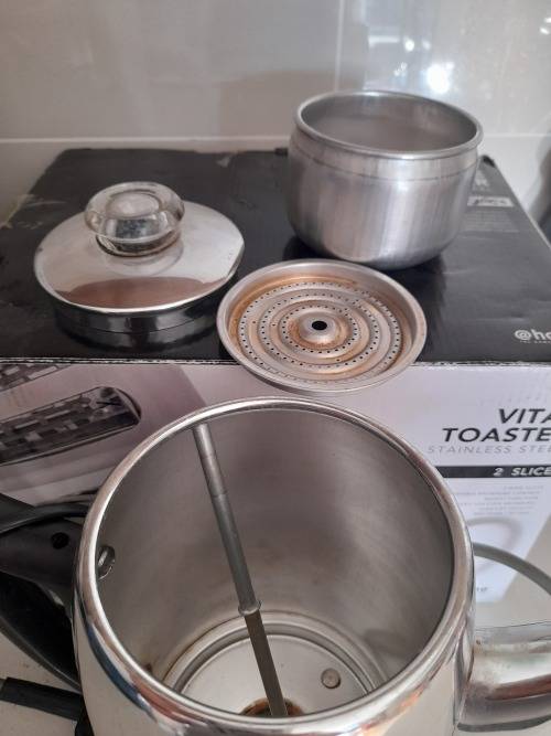 *KITCHEN COMBO DEAL**TOASTER,KENWOOD GRILL,COFFE MACHINE,CUP WARMER*AS PER AD*