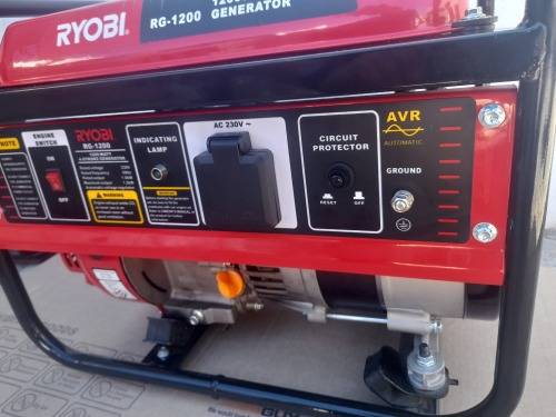 *ONCE OFF OFFER*DEMO RYOBI RG-1200 1.2KVA 4 STROKE GENERATOR IN B0X*WORKS**R4500 RETAIL**
