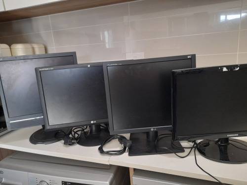 *BULK LIQUIDATION 4 X PC SCREENS, LG, SAMSUNG, PHILLIPS ETC, WITH POWER CORDS*ONE BID FOR ALL 4**