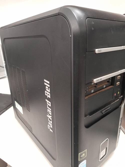 *LIQUIDATION STOCK*LOT OF 2 X PC BOXES COMPLETE*PACKARD BELL AND YAMA*ONE BID FOR BOTH