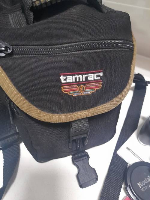 *MAY MADNESS DEALS*LOT OF 2 CAMERAS**KODAK WITH BAG*SONY WITH BAY+2 FREE NEW 16GB MEMORY CARDS**