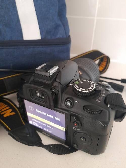 *WOW*LIKE NEW NIKON D3100 DSLR CAMERA WITH LENSE+SIGMA 70-300MM, BAG WITH CHARGER*OVER R10 000**