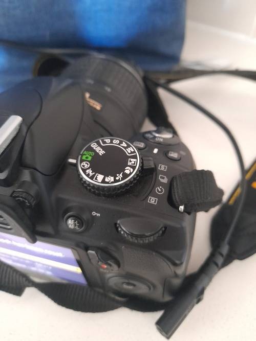 *WOW*LIKE NEW NIKON D3100 DSLR CAMERA WITH LENSE+SIGMA 70-300MM, BAG WITH CHARGER*OVER R10 000**