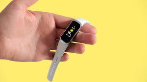 *MONTH END MADNESS*BRAND NEW WHITE SAMSUNG GALAXY FIT IN BOX WITH CHARGER*R3600 IN STORE*