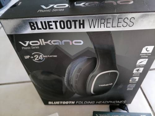 *AWESOME WEEKEND COMO DEAL*NEW SAMSUNG GALAXY A10S IN BOX+VOLKANO BT HEADSET+10 000MAH POWER BANK