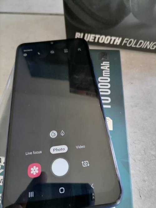 *AWESOME WEEKEND COMO DEAL*NEW SAMSUNG GALAXY A10S IN BOX+VOLKANO BT HEADSET+10 000MAH POWER BANK