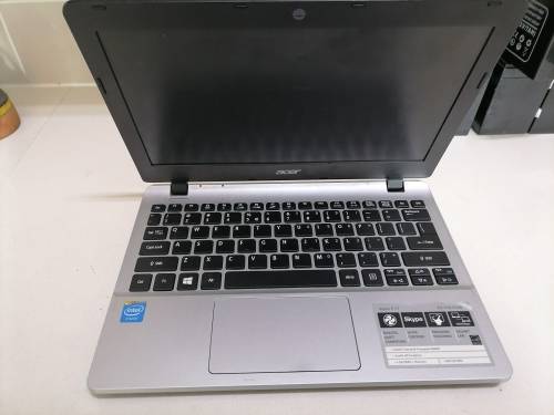 *LIQUIDATION STOCK*ACER ASPIRE E11 NOTEBOOK*LIGHTS OME ON SCREEN BLANK*SOLD AS IS**