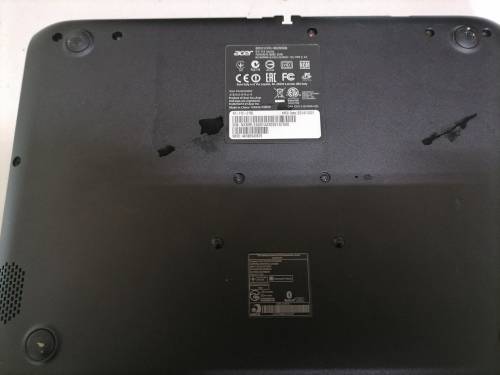 *LIQUIDATION STOCK*ACER ASPIRE E11 NOTEBOOK*LIGHTS OME ON SCREEN BLANK*SOLD AS IS**