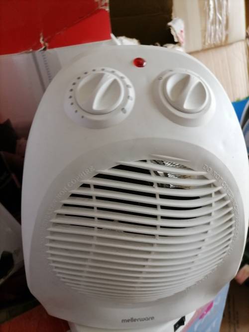 *GRAB THIS COMBO DEAL*NEW GOLDAIR FAN AND MELLERWARE FAN HEATER IN BOX*ONE BID FOR BOTH*