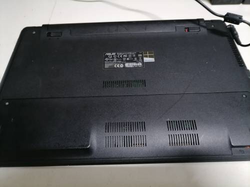 *PAY DAY DEALS*GOOD SPECS*I5 ASUS X550D,8GB RAM, 1TB HDD,W10,INTEL HD GRAPHICS 4000**