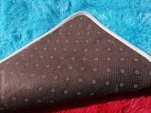 *WEEKEND SPECIAL*VERY LIMITED*BRAND NEW WINTER FLUFFY RUGS*WINNING BIDDER CAN CHOOSE COLOUR*