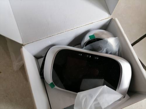LATE ENTRY*BULK LOT OF UNTESTED/FAULTY/WORKING ELECTRONICS*WATCH/HEADSETS/CAMERA/WALKA/WATCH ETC