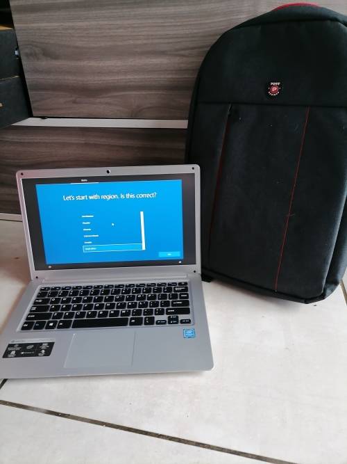 *CHRISTMAS IN JULY*DEMO CONNEX SLIMBOOK 2 LAPTOP *FREE LAPTOP BAG WIH CHARGER**R5000 RETAIL