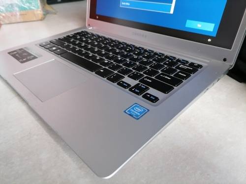 *CHRISTMAS IN JULY*DEMO CONNEX SLIMBOOK 2 LAPTOP *FREE LAPTOP BAG WIH CHARGER**R5000 RETAIL
