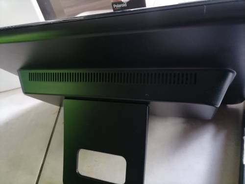 *BULK LOT OF AWESOME ELECTRONICS*PC SCREENS/HEADSETS.3G MODEM,KEYBOARDS,CAMERA ETC**