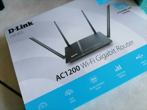 *SPRING SPECIAL*BULK LOT OF ROUTERS, 3G/4G MODEM, FIBRE NETWORK MODEM*ONE BID FOR THE LOT**