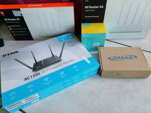 *SPRING SPECIAL*BULK LOT OF ROUTERS, 3G/4G MODEM, FIBRE NETWORK MODEM*ONE BID FOR THE LOT**