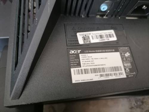 *COMAIR LIQUIDATION*LOT OF 4X PC SCREENS**23 X DELL, 2 X ACER*ONE BID FOR ALL 4*WORKING***