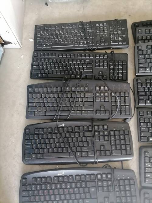 *COMAIR LIQUIDATION*LOT OF 12 X KEYBOARDS AND 12 X MOUSE**ONE BID FOR THE LOT**