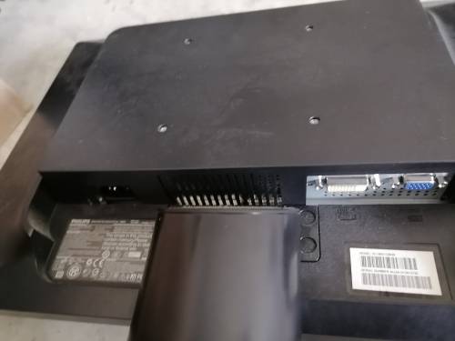 *COMAIR LIQUIDATION*LOT OF 4X PC SCREENS**BENQ,SAMSUNG,PHILLIPS,LG*ONE BID FOR ALL*WORKING**