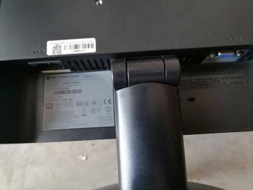 *COMAIR LIQUIDATION*LOT OF 4X PC SCREENS**BENQ,SAMSUNG,PHILLIPS,LG*ONE BID FOR ALL*WORKING**