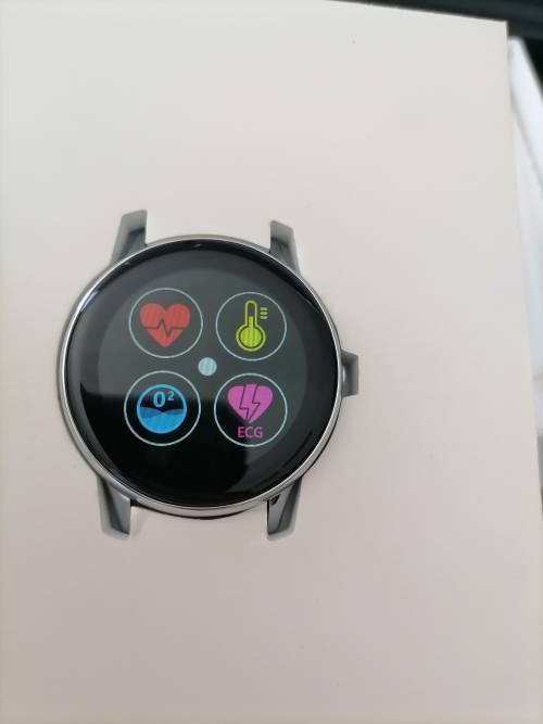 **DONT MISS THIS DEAL*BRAND NEW FABULOUSLY FIT FIERCE SMART WATCH*WHITE*R1000 RETAIL**