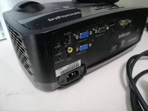 **BLACK FRIDAY*FREE FREIGHT*INFOCUS 3D READY IN114 PROJECTOR WITH REMOTE*ONLY 165HRS*R7000 IN STORE*