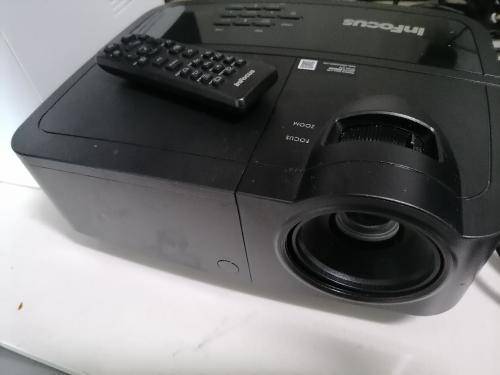 **BLACK FRIDAY*FREE FREIGHT*INFOCUS 3D READY IN114 PROJECTOR WITH REMOTE*ONLY 165HRS*R7000 IN STORE*