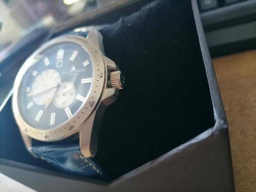 *YOUR CHRISTMAS PRESENT*BRAND NEW LIVERPOOL AUTOMATIC1-1755A JACQUES LEMANS WATCH*R15000 IN STORE