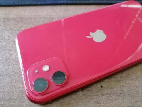**APPLE IPHONE 11,RED IN COLOR*SCREEN IS CRACKED DOES NOT POWER ON**SOLD AS IS**