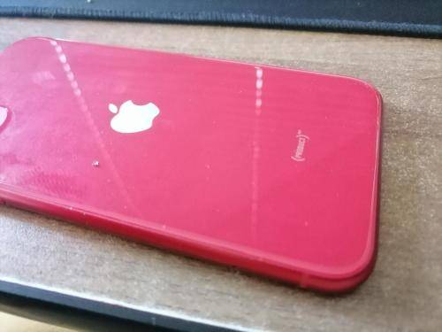 **APPLE IPHONE 11,RED IN COLOR*SCREEN IS CRACKED DOES NOT POWER ON**SOLD AS IS**